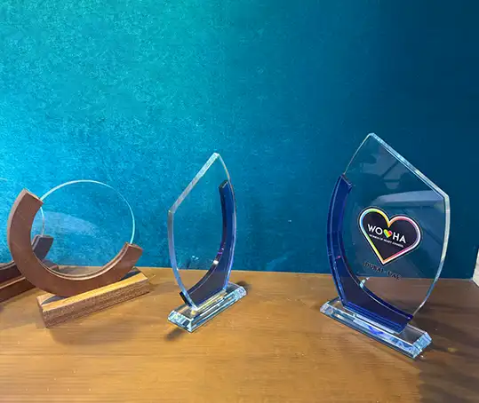 Acrylic Awards Dubai