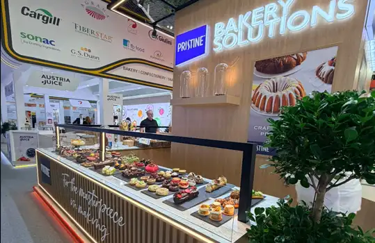 Retail product showcases